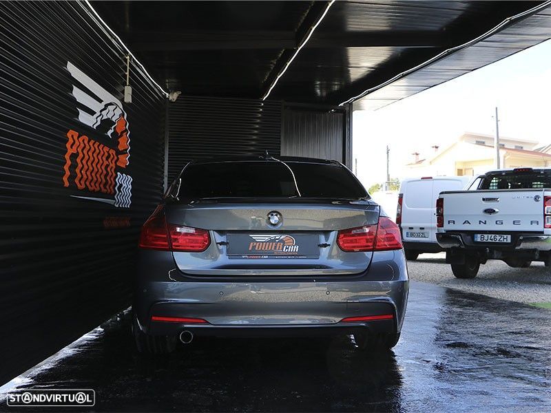 BMW 318 - 4