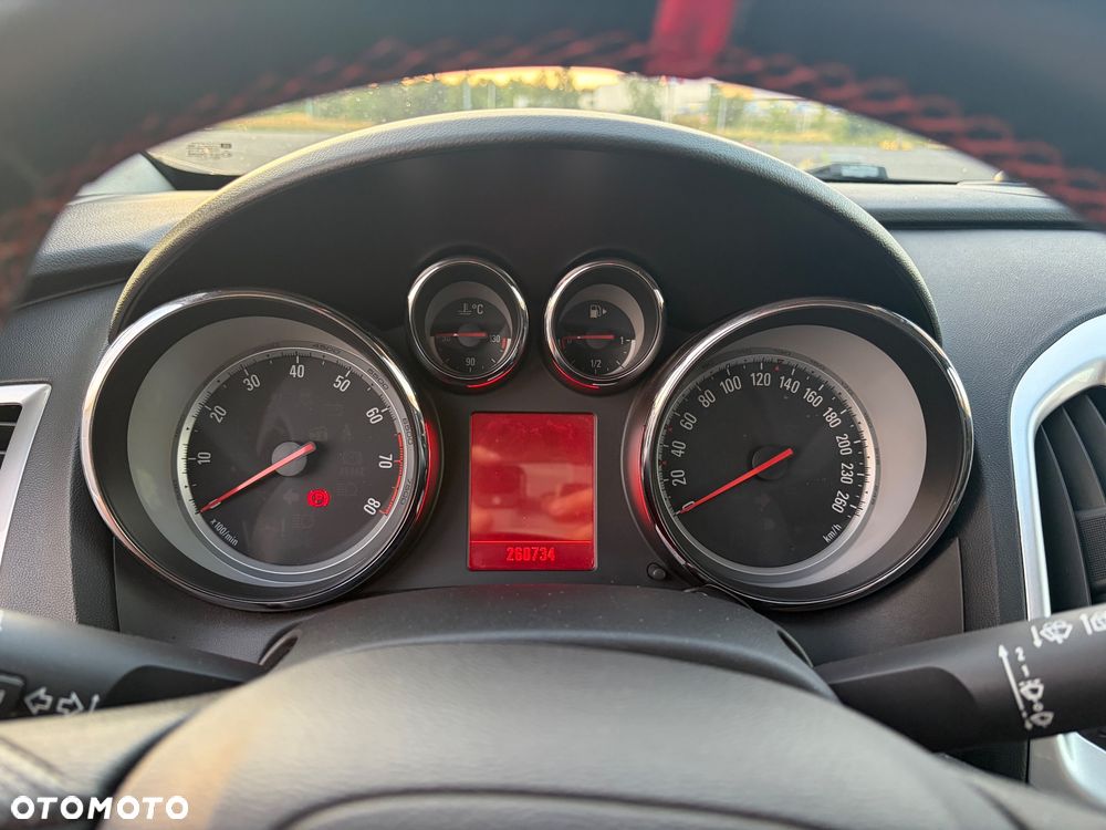 Opel Astra 1.6 T Sport - 10