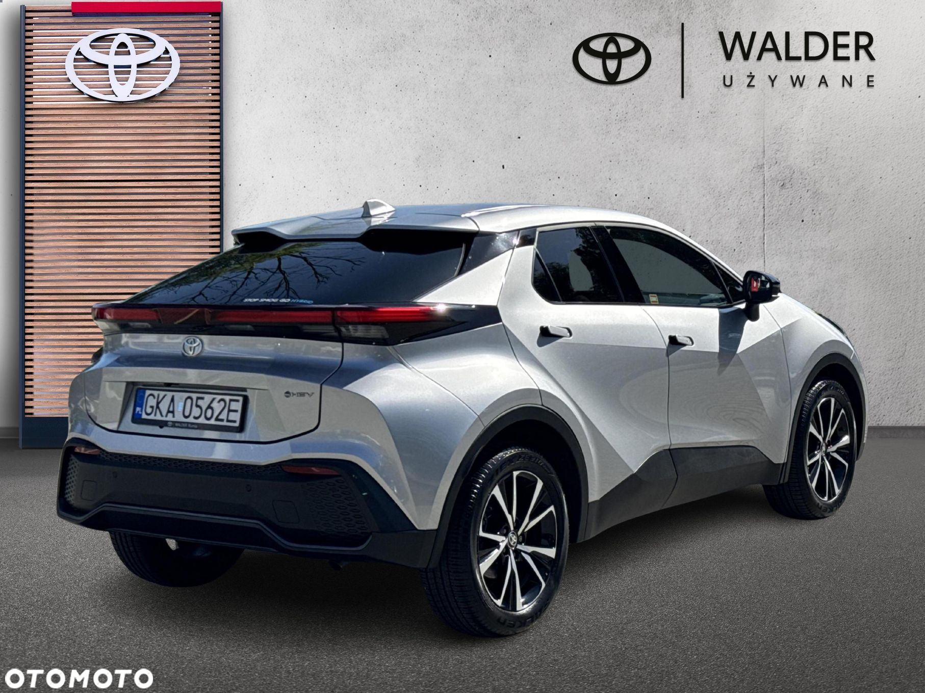 Toyota C-HR - 4