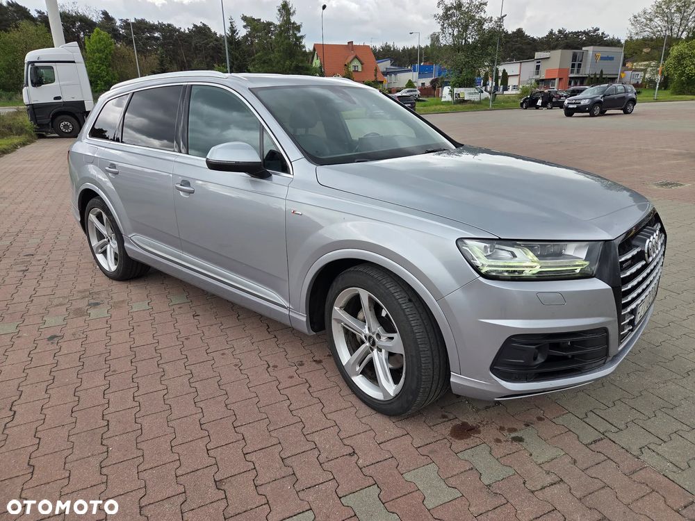 Audi Q7 - 3