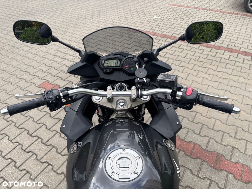 Yamaha XJ - 12