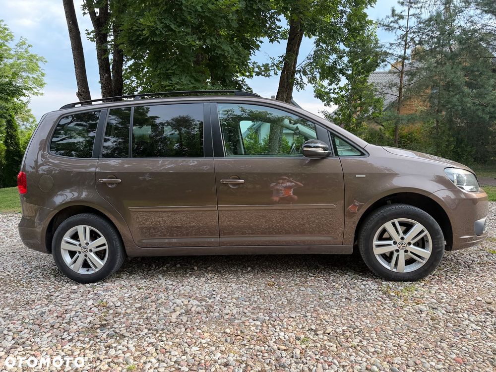 Volkswagen Touran 1.6 TDI DPF BlueMotion Technology MATCH - 1