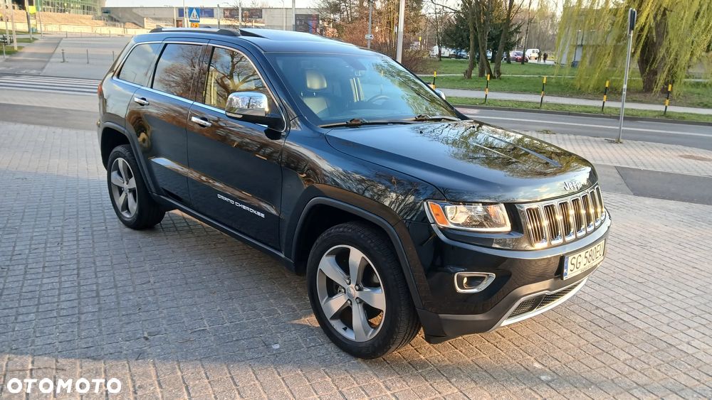 Jeep Grand Cherokee - 20