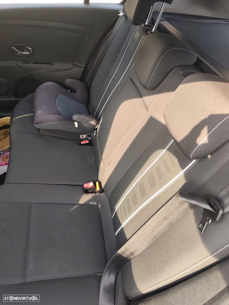 Renault Mégane Sport Tourer 1.5 dCi Dynamique - 6