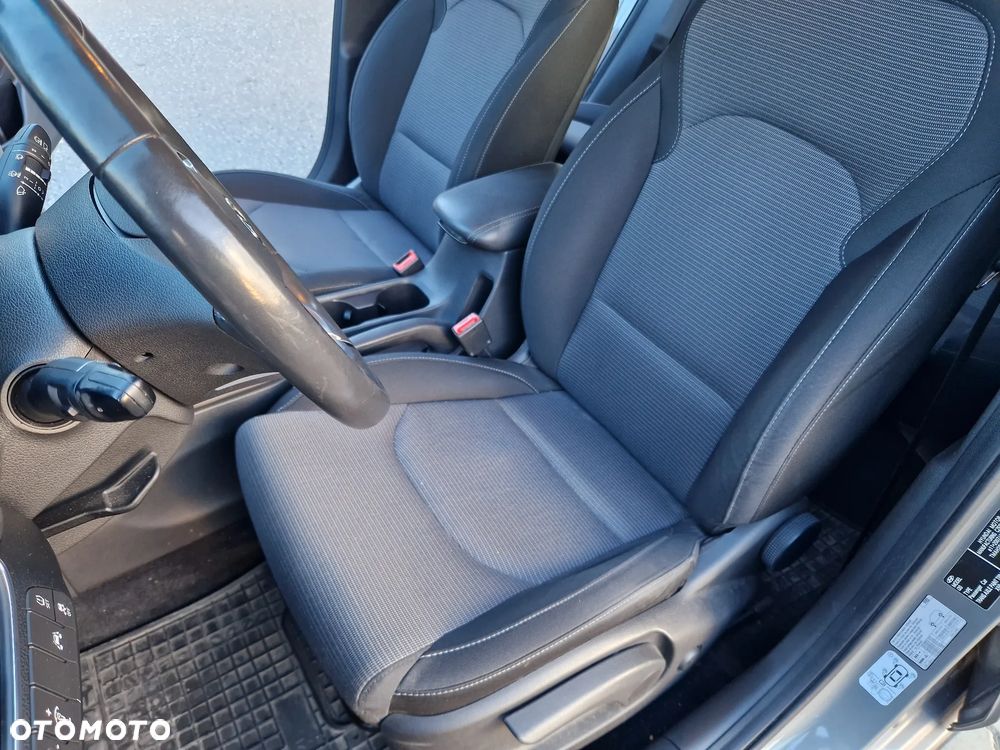 Hyundai i30 1.4 GO Plus - 22