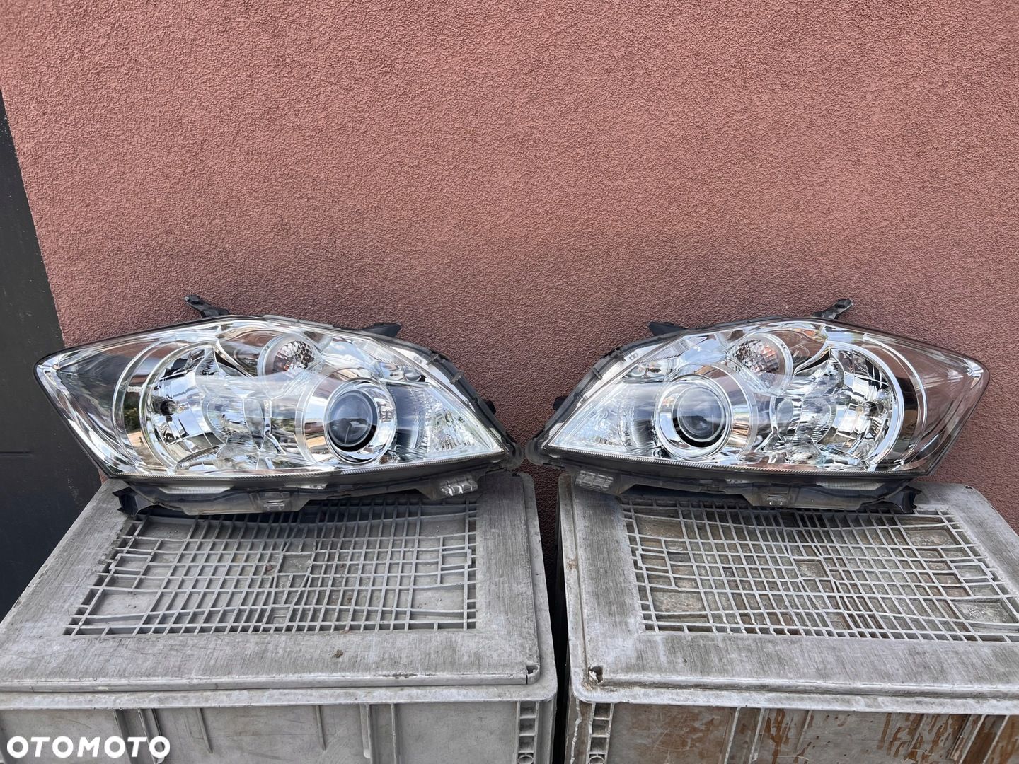 Lampy przednie TOYOTA AURIS I LIFT KOMPLET EUROPA ORYGINALNE VALEO - 1