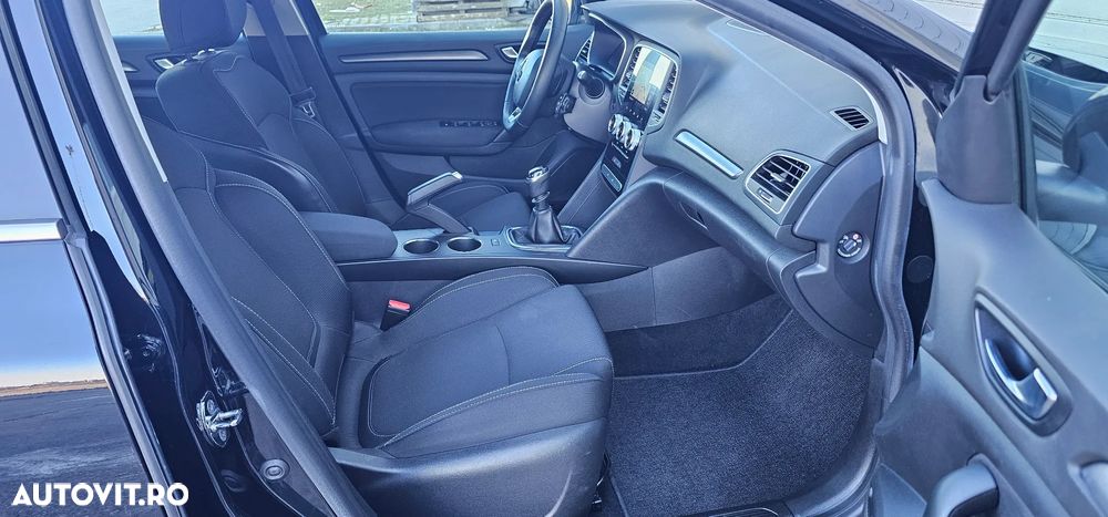 Renault Megane Blue dCi 116 Intens - 13