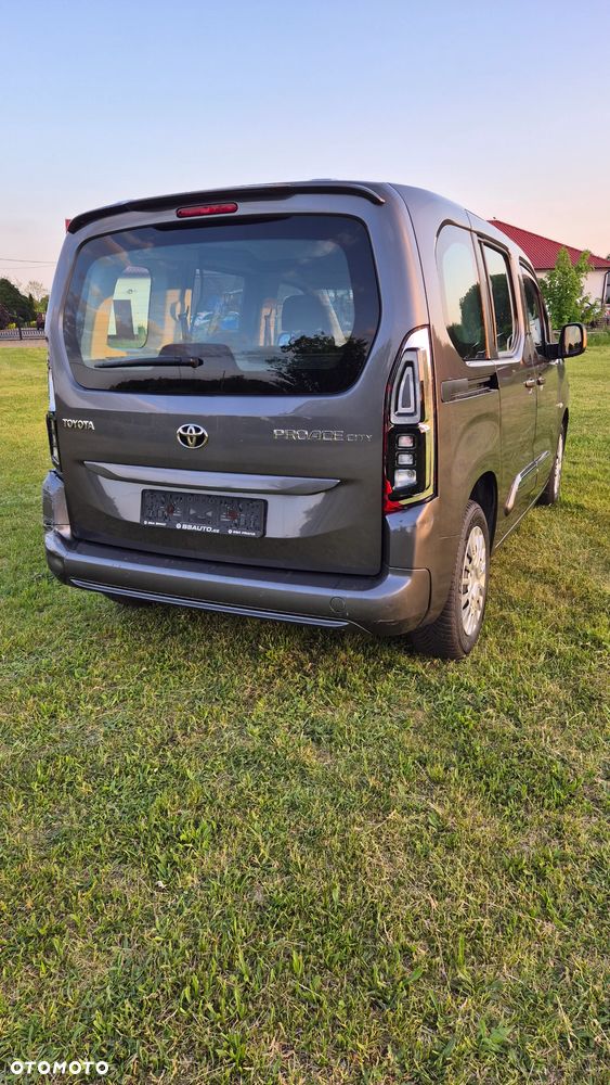 Toyota Proace City 1.2 D-4T Long 2,3t Active (bryg.) - 16