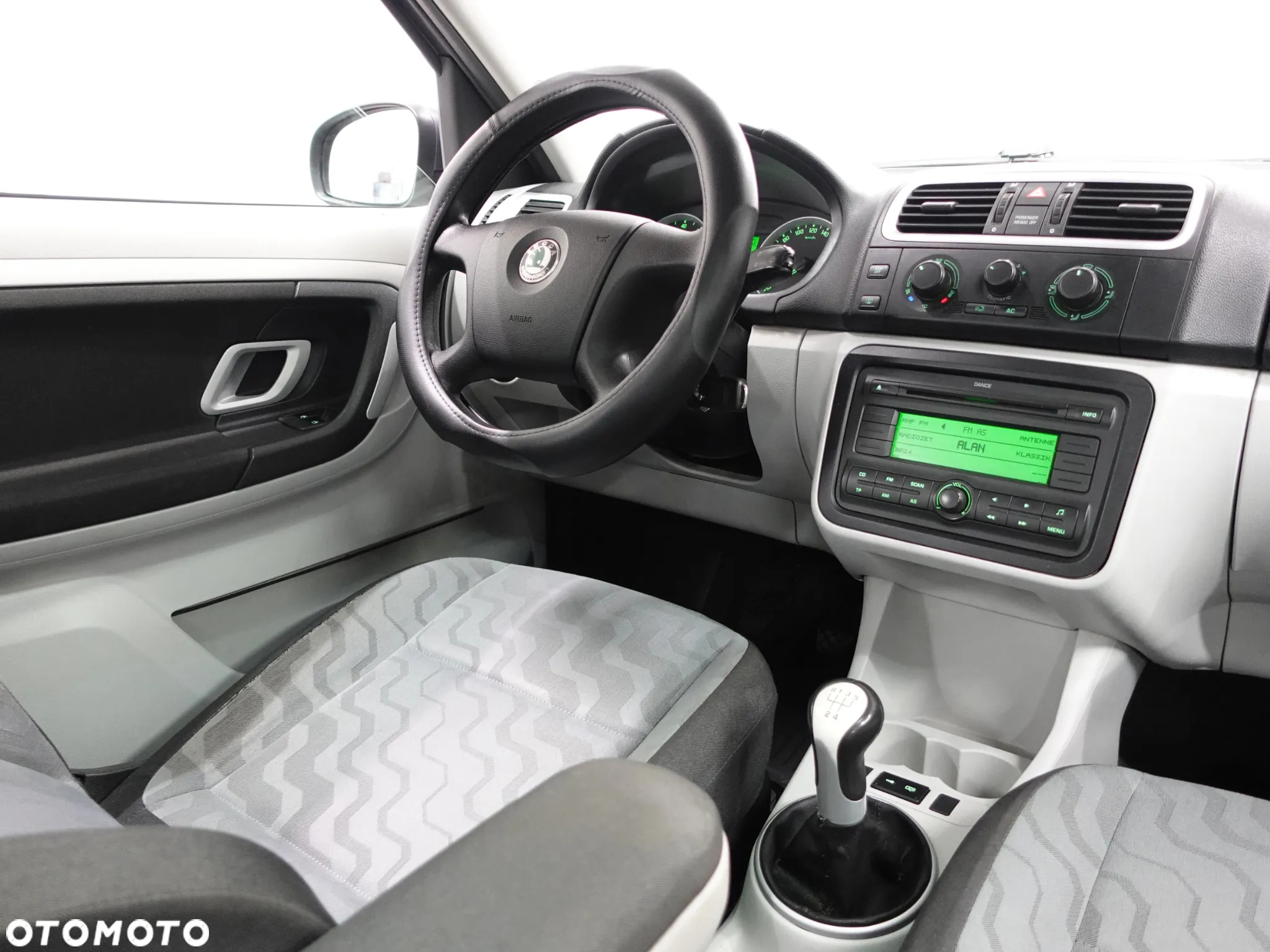 Skoda Roomster 1.2 12V Style - 33