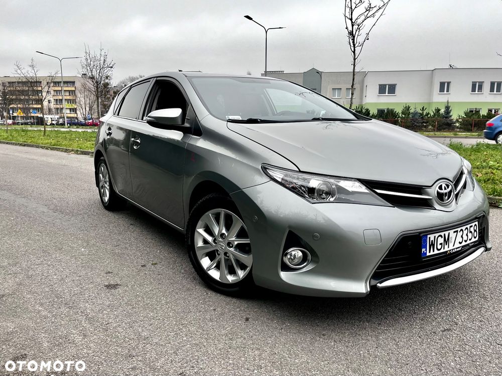 Toyota Auris 1.6 Premium Start - 8