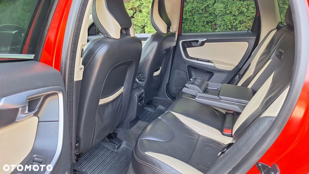 Volvo XC 60 - 33