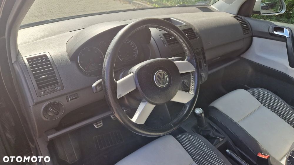 Volkswagen Polo 1.4 TDI CrossPolo - 8
