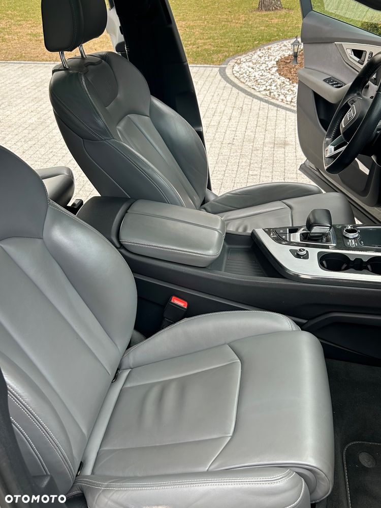 Audi Q7 - 22