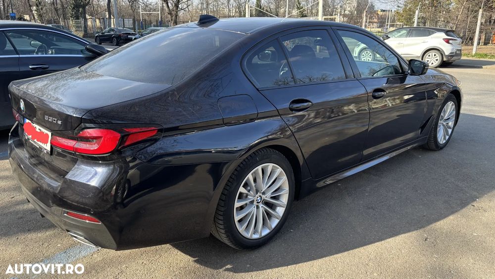 BMW Seria 5 530e xDrive AT PHEV - 3