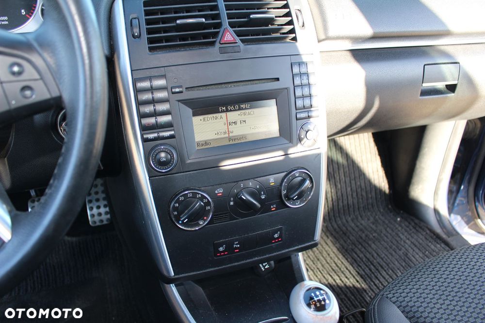 Mercedes-Benz Klasa B 180 CDI DPF Special Edition - 9