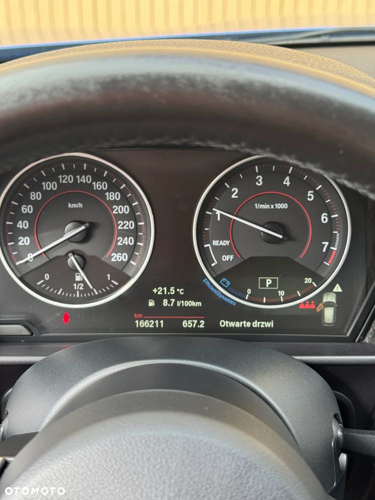 BMW Seria 1 118i - 12