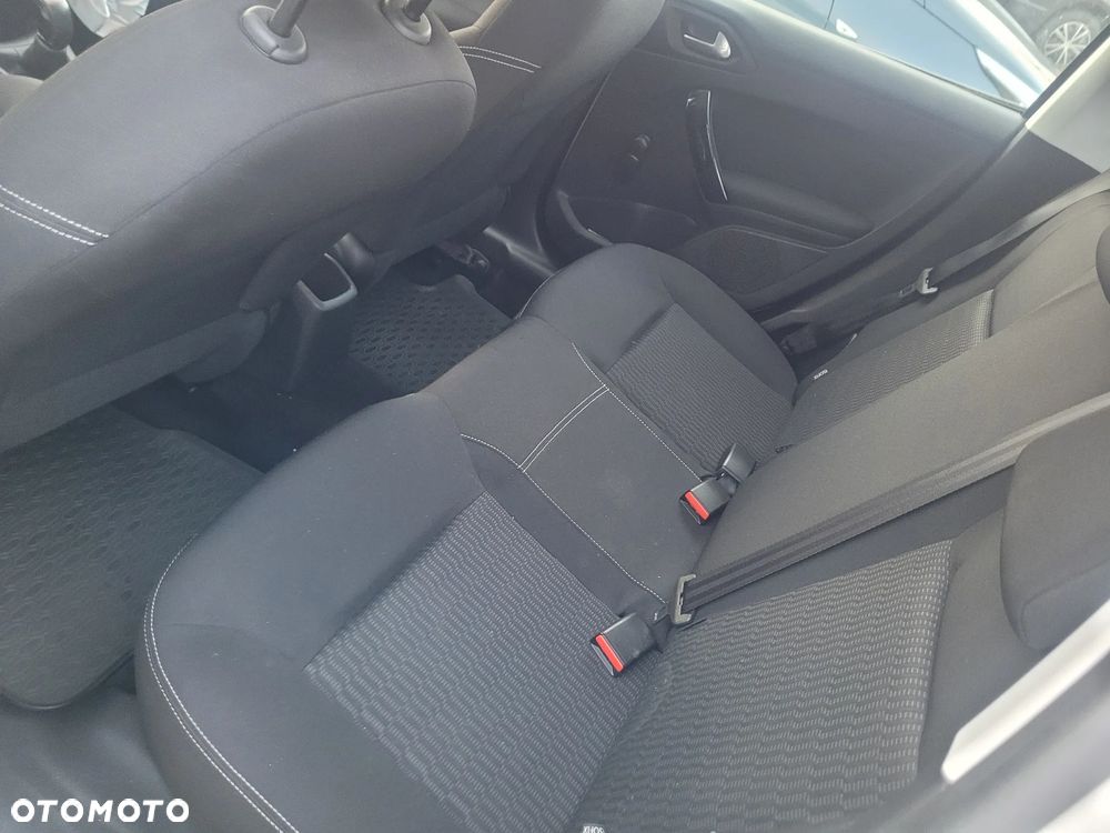 Peugeot 208 1.6 BlueHDi Active S&S - 10