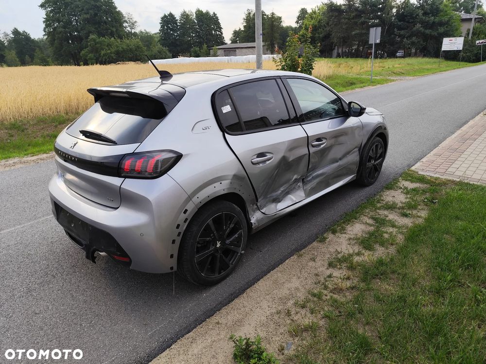 Peugeot 208 PureTech 130 EAT8 GT - 5
