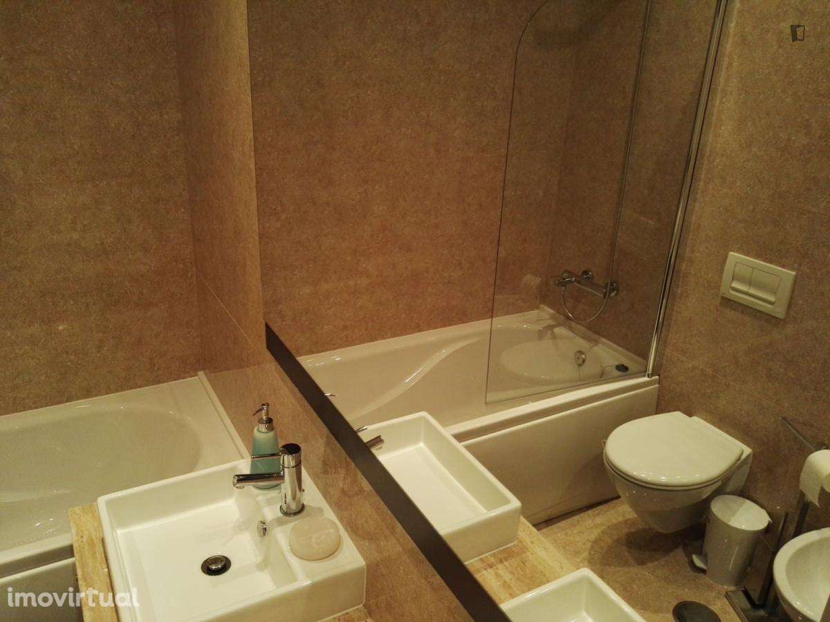 Apartamento com 2 quartos - localizado em Amadora Lisbon - Grande imagem: 3/29