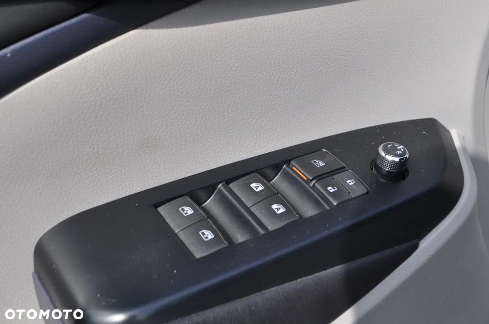 Toyota Highlander - 16