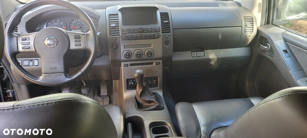 Nissan Navara 2008 photo 4