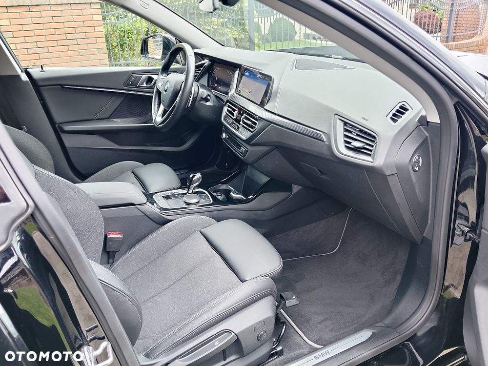 BMW Seria 2 220d Sport-Aut Luxury Line - 13