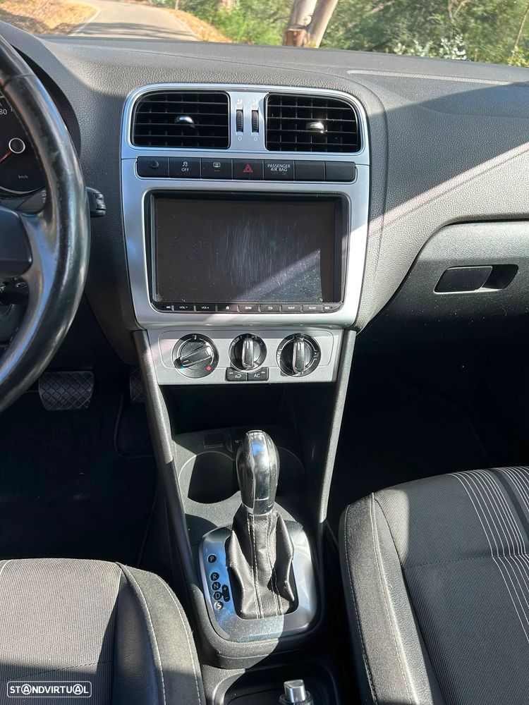 VW Polo 1.6 TDI DSG MATCH - 9