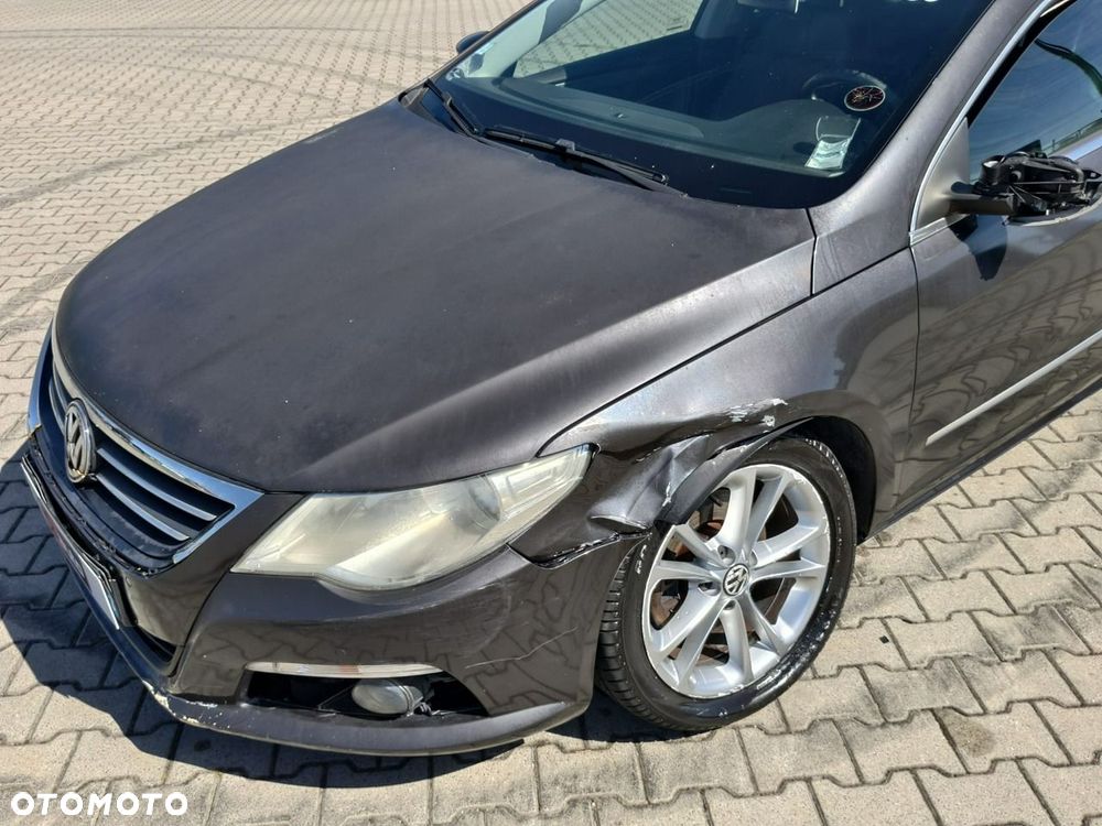 Volkswagen Passat CC - 20