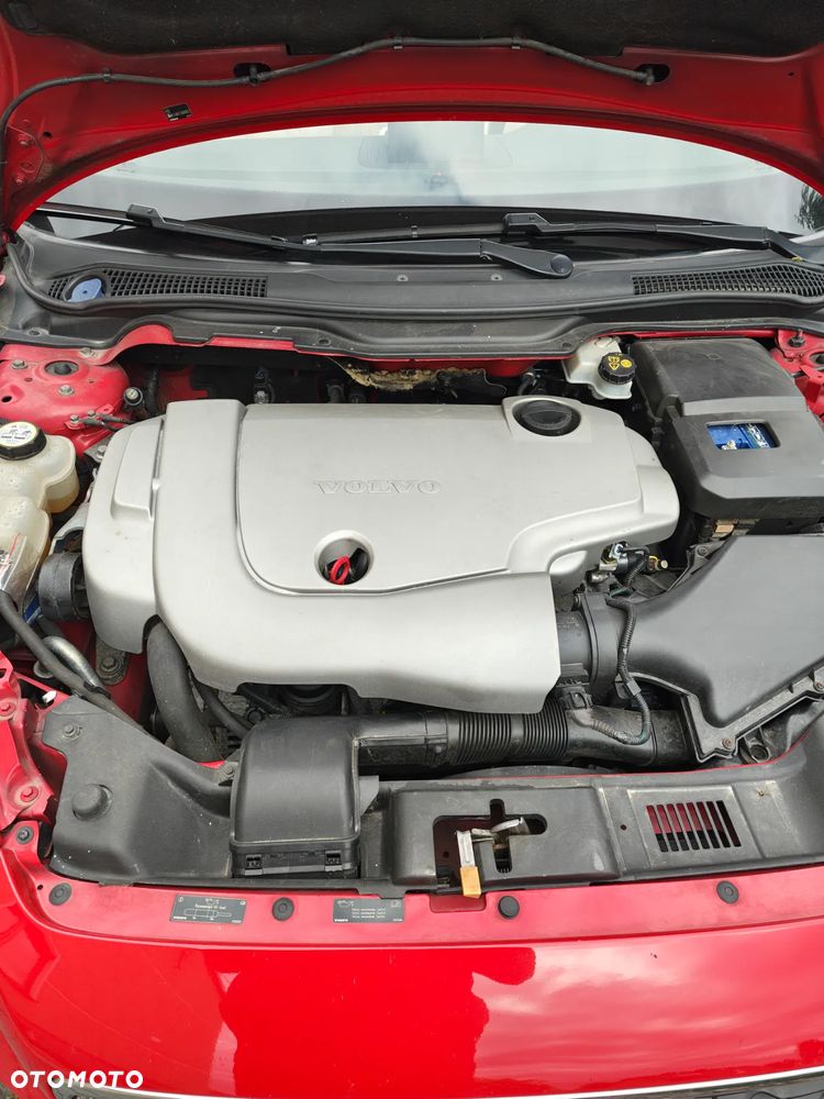 Volvo C70 2.4D5 Momentum - 10