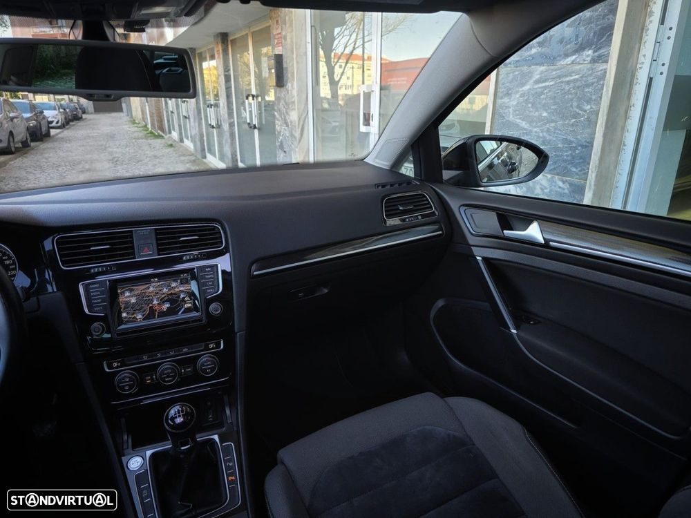 VW Golf Variant 1.6 TDi Best Edition Bluetooth - 16