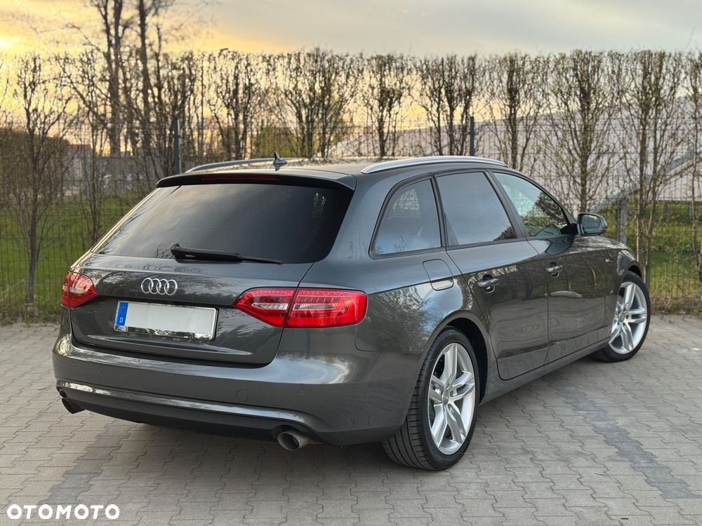 Audi A4 Avant 1.8 TFSI S line Sportpaket - 13