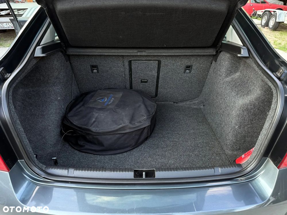 Skoda RAPID 1.2 TSI Active - 20