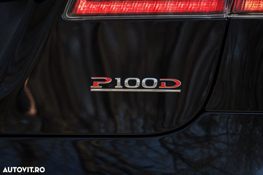 Tesla Model S - 5