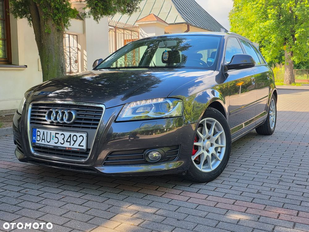 Audi A3 Sportback - 1