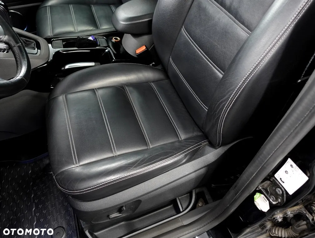 Ford Kuga 2.0 TDCi 4WD Titanium - 13