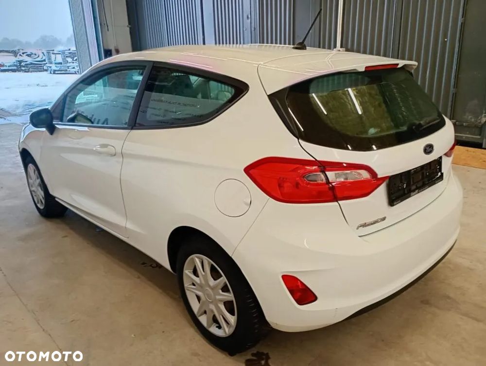 Ford Fiesta 1.1 S&S TREND - 2