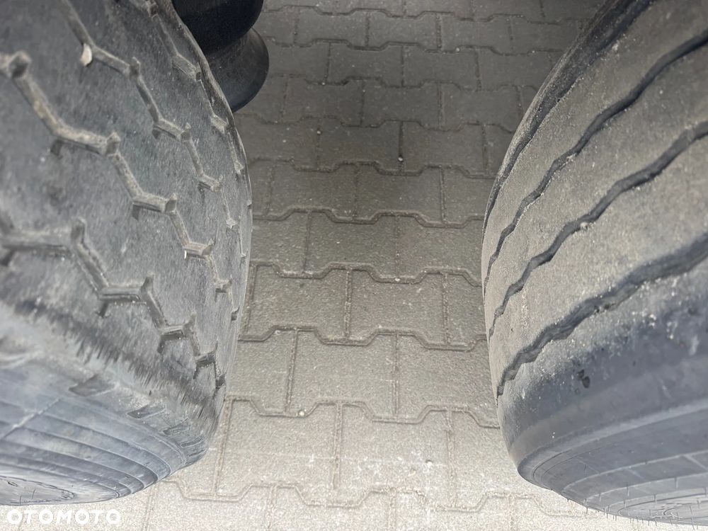 Krone Izoterma, Doppelstock! oś podnoszona! - 26