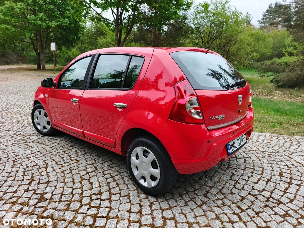 Dacia Sandero 1.6 16V Hi-Flex - 31