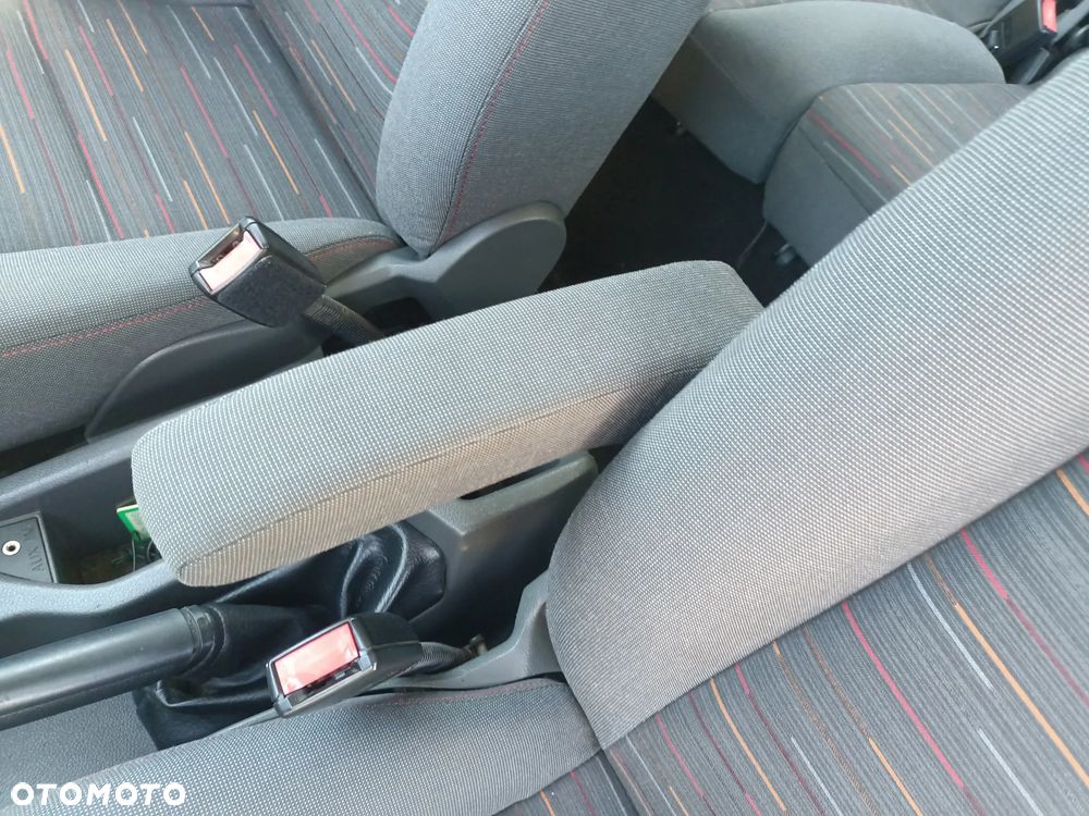 Ford C-MAX 1.6 Style+ - 19