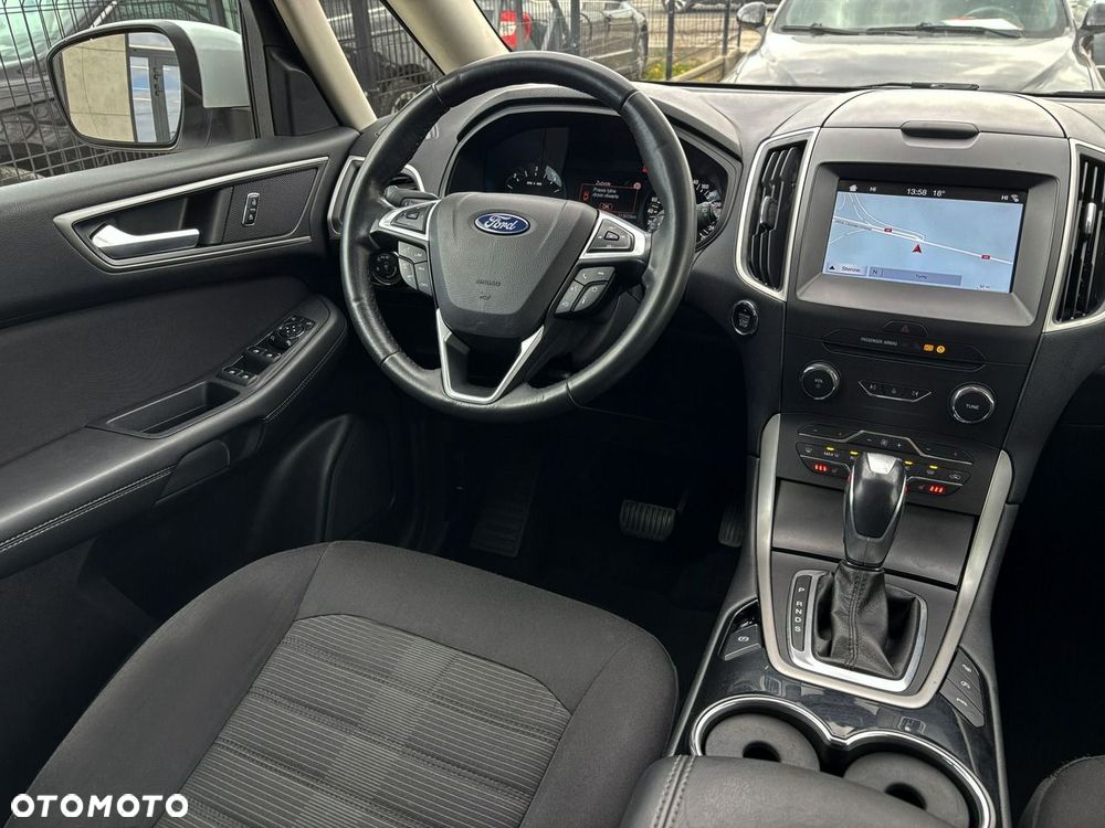 Ford Galaxy 2.0 TDCi Business - 28