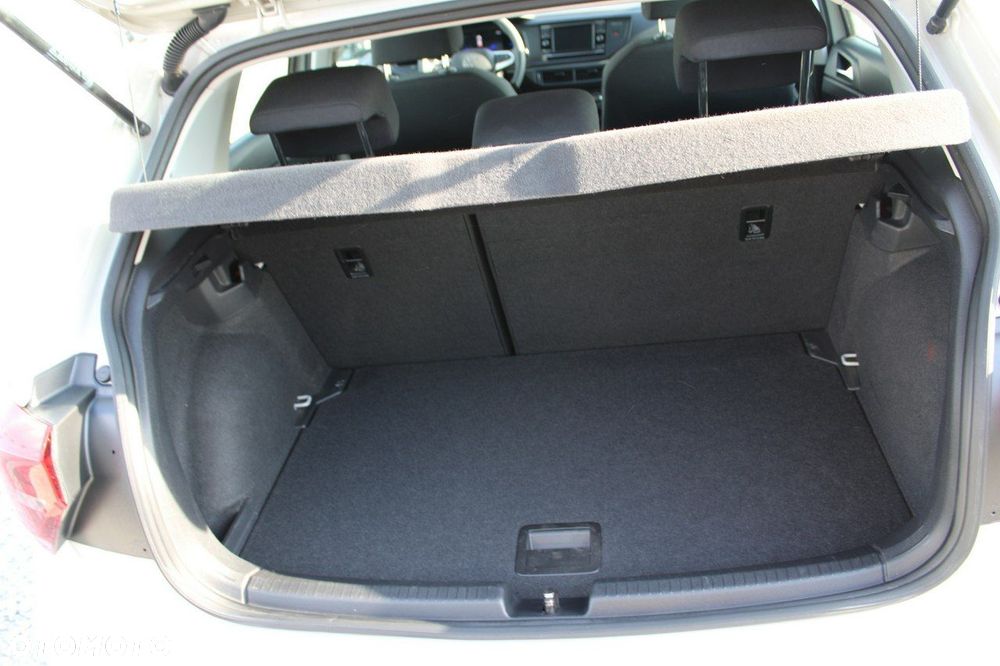 Volkswagen Polo - 12