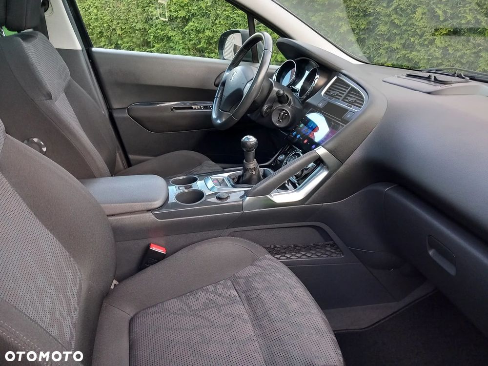 Peugeot 3008 120 VTi Tendance - 33