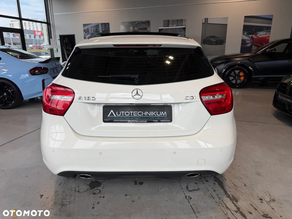 Mercedes-Benz Klasa A 180 CDI (BlueEFFICIENCY) 7G-DCT Urban - 7