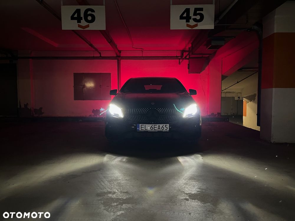 Mercedes-Benz Klasa A 220 4-Matic AMG Line - 28