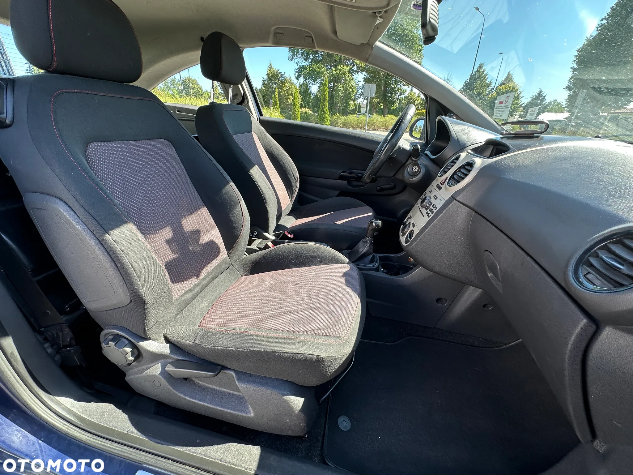 Opel Corsa - 16