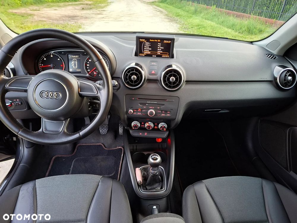 Audi A1 Sportback 1.6 TDI Ambition - 14