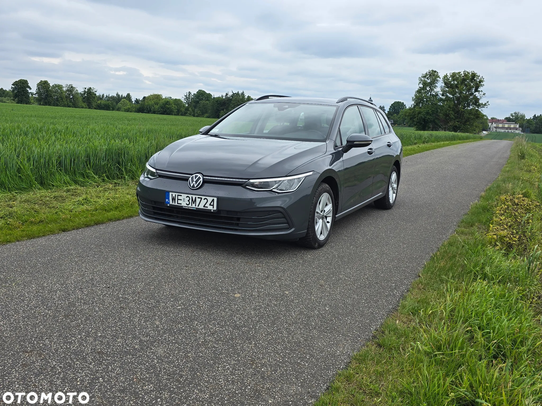 Volkswagen Golf - 10