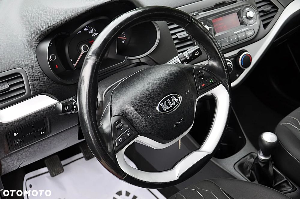 Kia Picanto 1.0 Dream Team Edition - 14