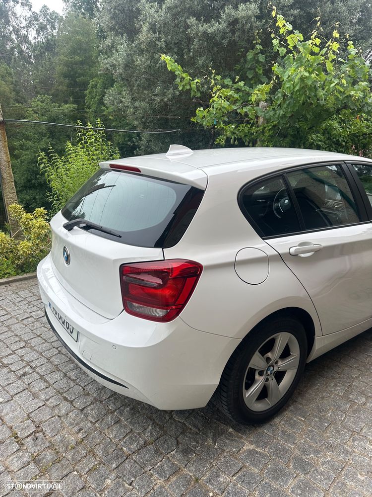 BMW 116 d EDynamics Line Sport - 2