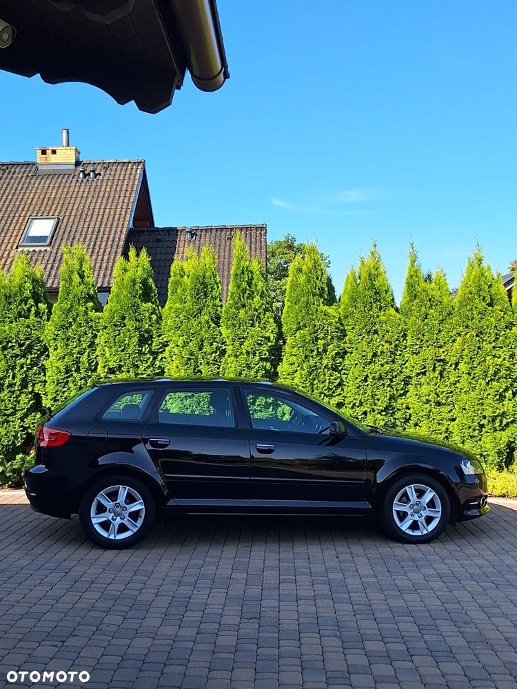 Audi A3 Sportback 1.6 Ambiente - 39